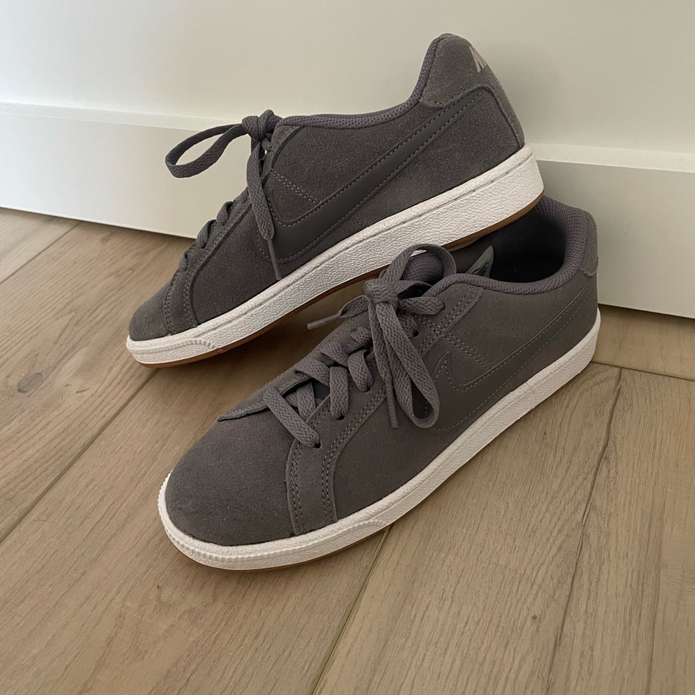 grey Nike shoes